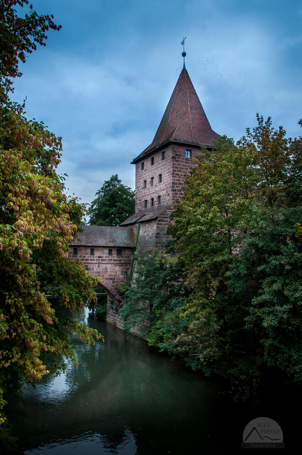 Turm an der Kettenbrücke in Nürnberg